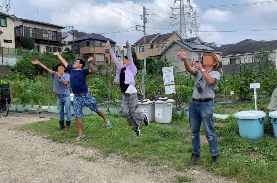 竹とんぼの滞空時間を競うレース！